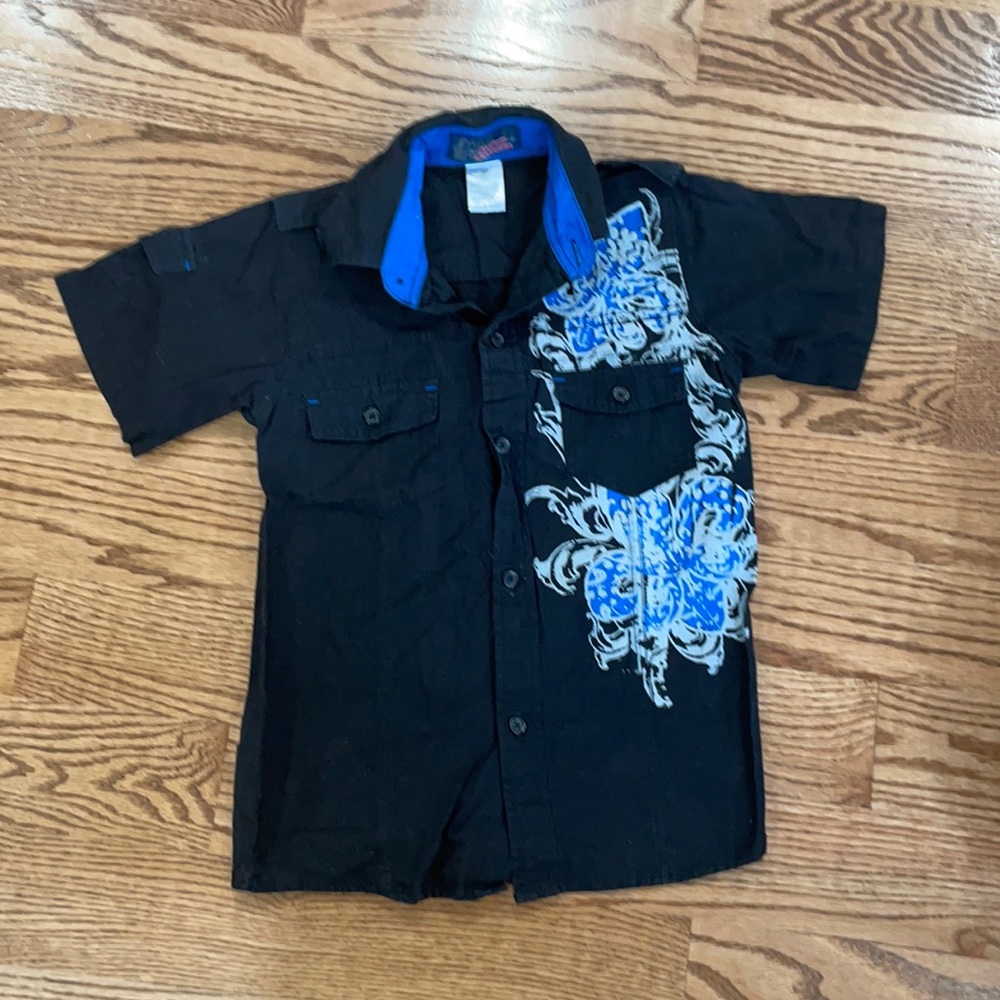 Tuxedo size 8/10 good condition kids